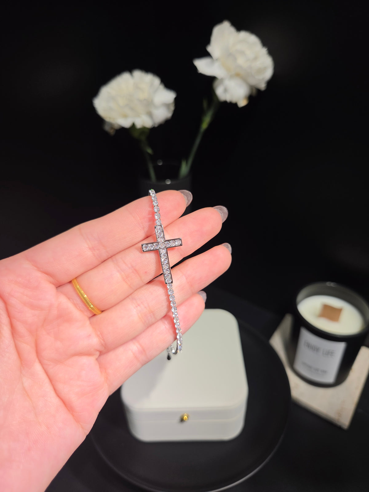 Light Luxury Pavé Crystal Cross Adjustable Bolo Tennis Bracelet -B19