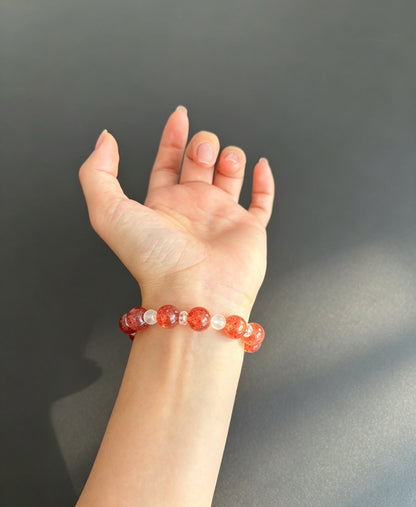 Natural Strawberry Quartz Bracelet 天然草莓晶手串