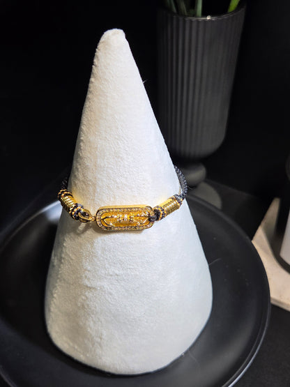 Light Luxury Gold Motif Woven Bracelet