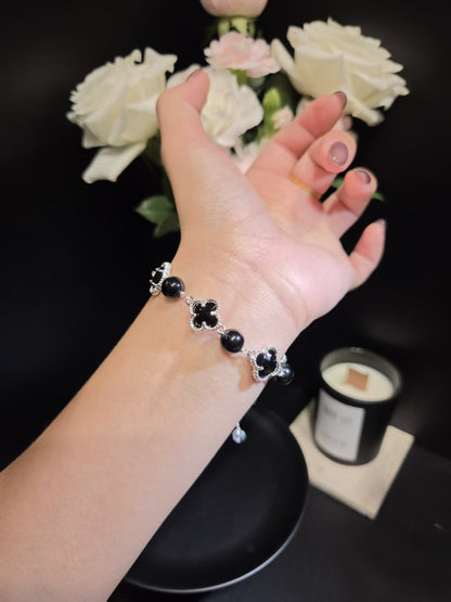 Elegant Black Agate Clover Bracelet