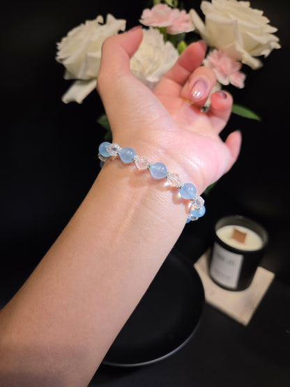 Serene Aquamarine Beaded Bracelet