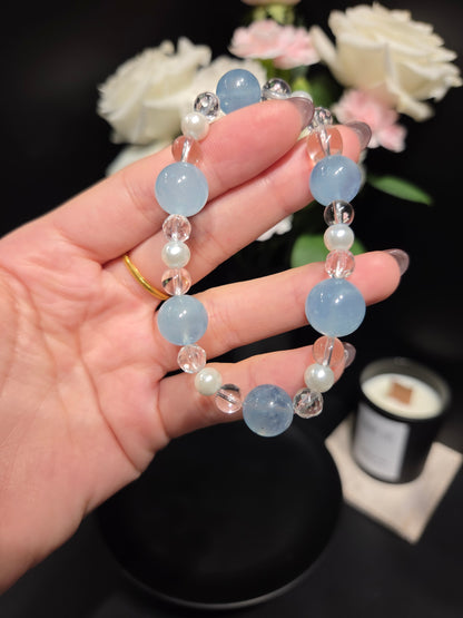 Elegant Aquamarine & Pearl Beaded Bracelet