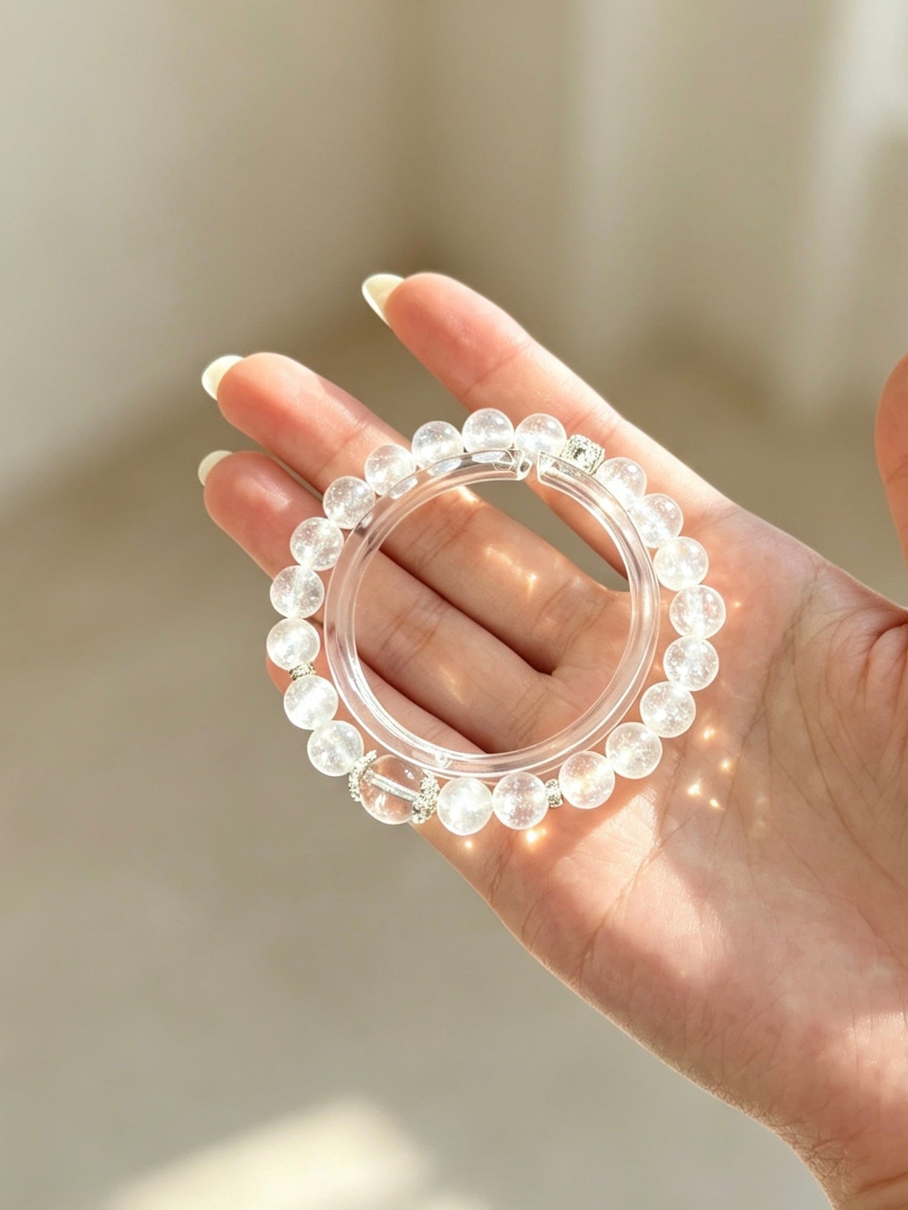 Natural Snowflake Quartz Bracelet With Silver Rhinestone Accent | 天然雪花水晶镶银钻圆珠手链