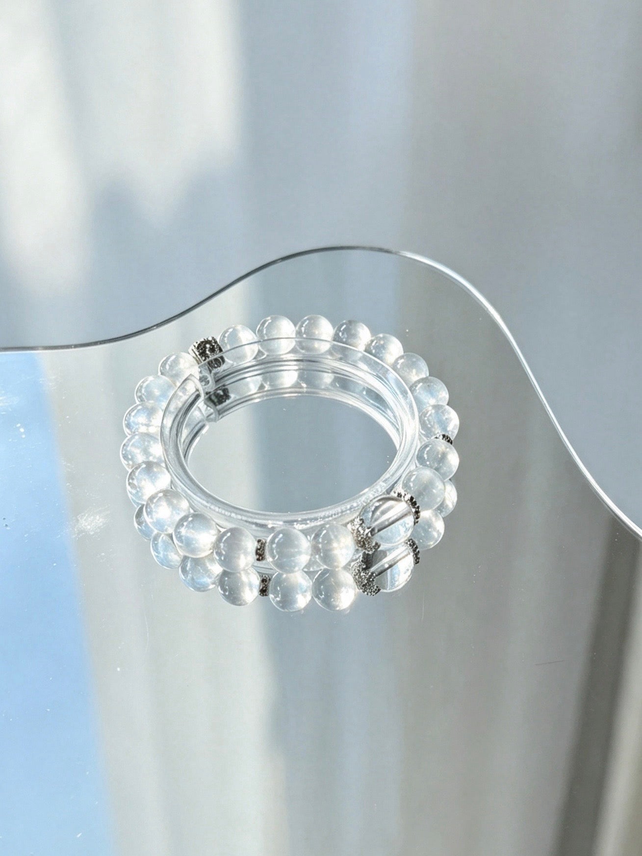 Natural Snowflake Quartz Bracelet With Silver Rhinestone Accent | 天然雪花水晶镶银钻圆珠手链